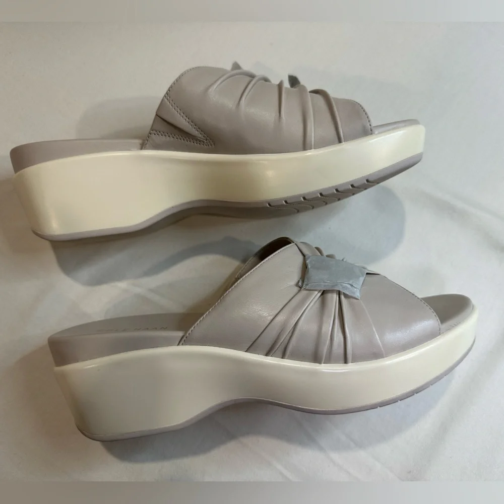 Cole Haan Women's Aubree Grand Ruched Slide Sandal Brand New Never Worn Sz 8.5 - Picture 5 of 9